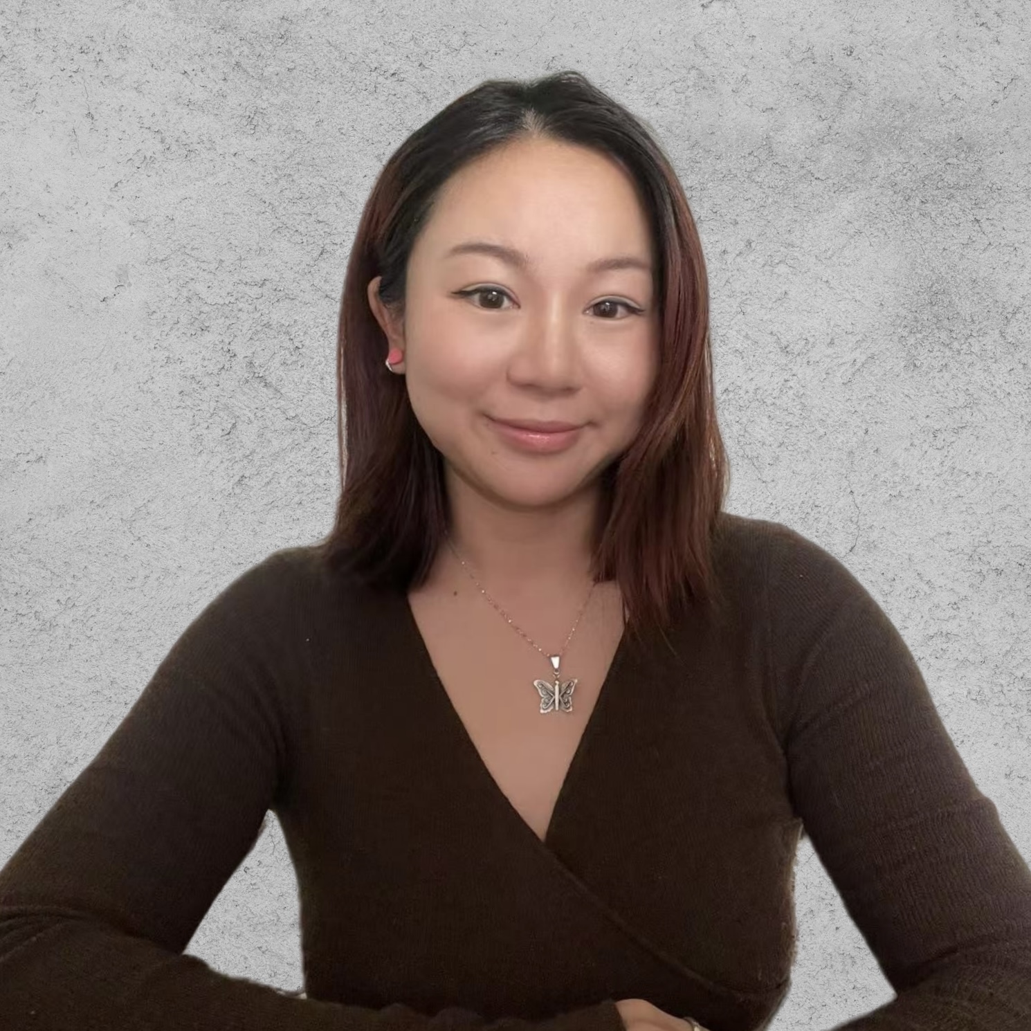 Stella Zeng, bilingual licensed clinical social worker offering virtual therapy in California and Washington